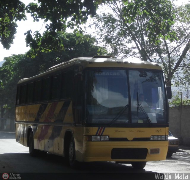Expresos Los Llanos 234 por Waldir Mata