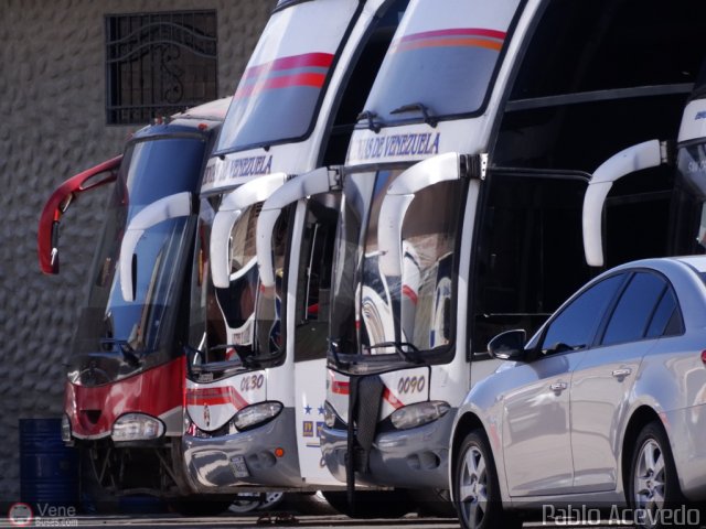 Garajes Paradas y Terminales San-Cristobal por Pablo Acevedo
