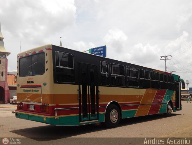 Transporte 1ero de Mayo 045 por Andrs Ascanio