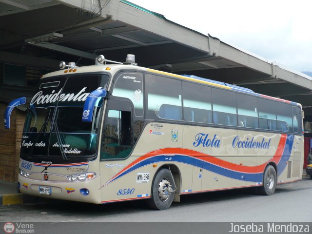 Flota Occidental 8540 por Joseba Mendoza