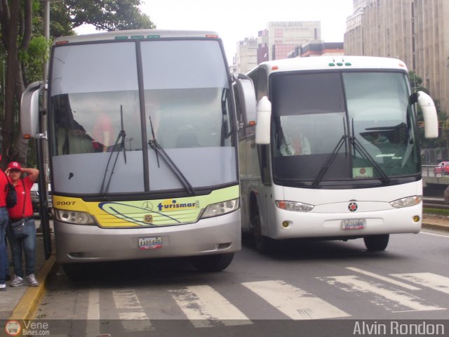 Garajes Paradas y Terminales Caracas por Alvin Rondn