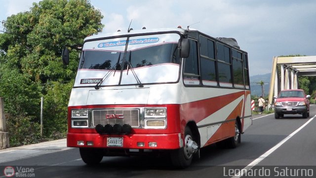 Uni�n L�nea Alberto Adriani C.A. 29 por Leonardo Saturno