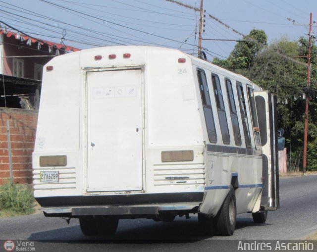 Cooperativa Carlos Arvelo 42 por Andr�s Ascanio