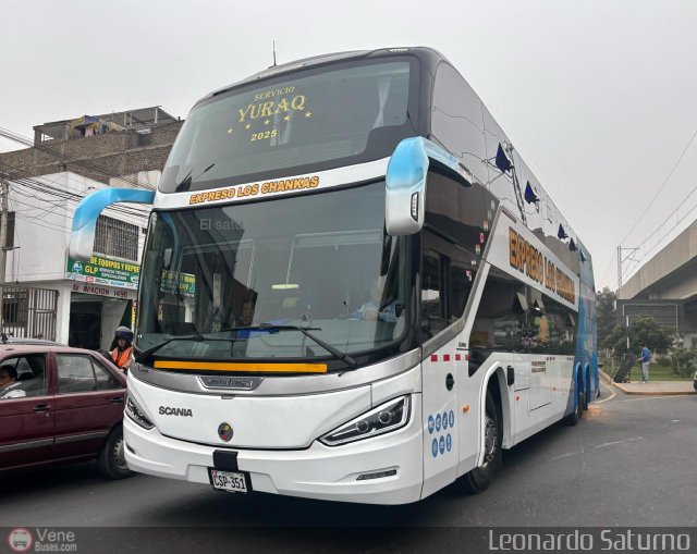 Expreso Los Chankas S.A.C. 351 por Leonardo Saturno