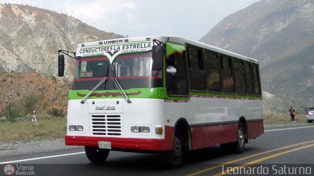 U.C. La Estrella 14 por Leonardo Saturno