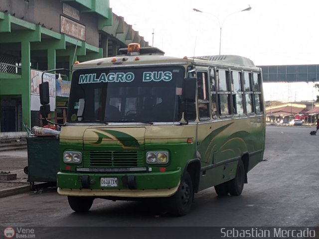 ZU - Asociacin Cooperativa Milagro Bus 14 por Sebastin Mercado