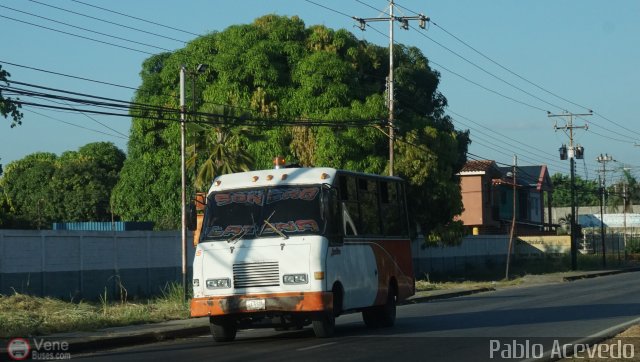 Particular o Desconocido AA5 por Pablo Acevedo