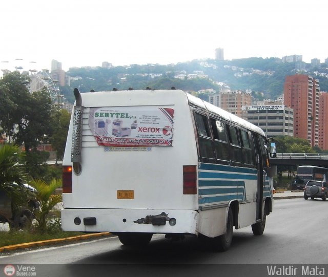 DC - A.C. L�nea Sur Este 142 por Waldir Mata