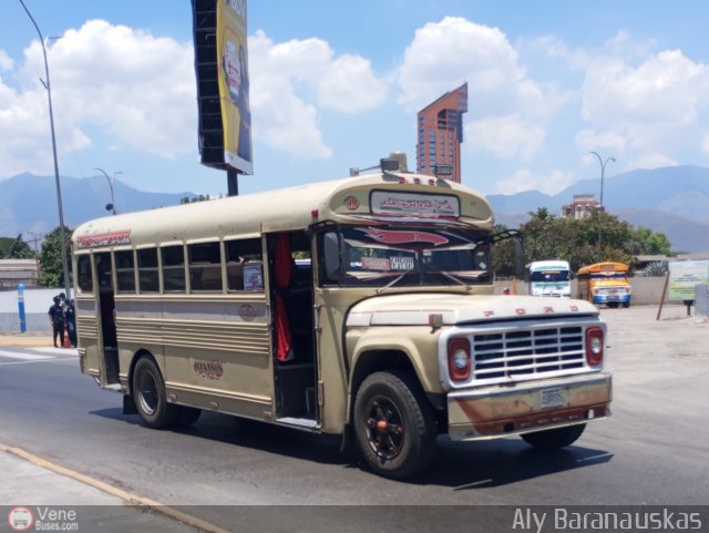 Transporte La Villa 35 por Aly Baranauskas