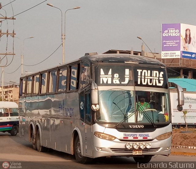 Particular o Desconocido 966 por Leonardo Saturno