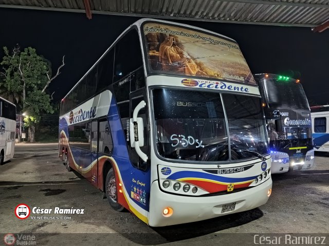 Expresos Occidente 437 por C�sar Ram�rez