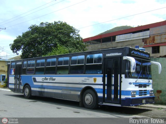 Transporte Vidosa 27 por Royner Tovar