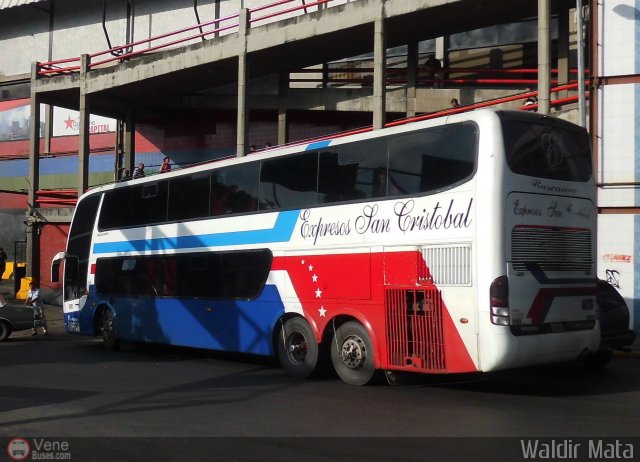 Expresos San Crist�bal 075 por Waldir Mata