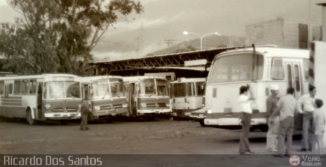 Autobuses Expresos Catia La Mar garage Catia la Mar por Ricardo Dos Santos