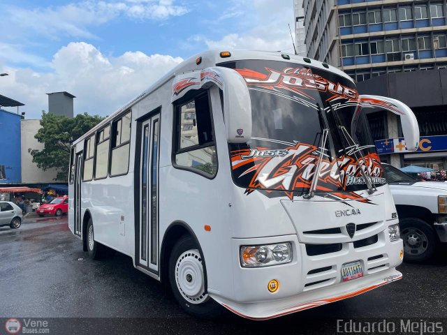 Transporte Privado Joaranny 212 por Eduardo Mejas