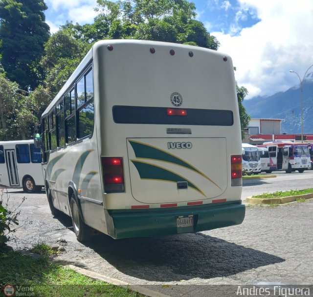 Transporte Barinas 045 por Andrs Figuera