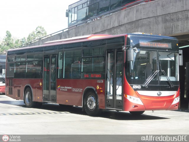 Bus Los Teques 6943 por Alfredo Montes de Oca