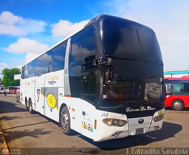 Expresos Los Llanos 144 por Jos�as Calzadilla