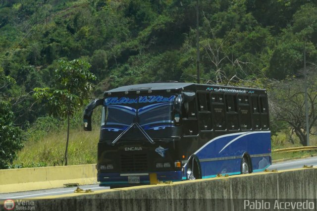 Particular o Desconocido 0296 por Pablo Acevedo