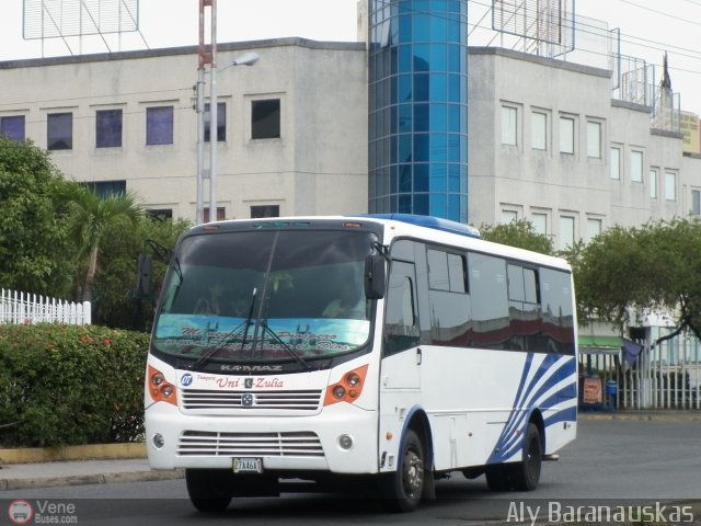 Transportes Uni-Zulia 0007 por Aly Baranauskas