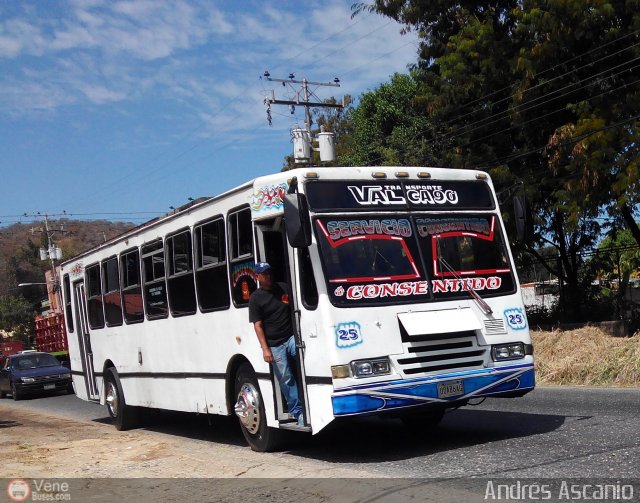 Cooperativa Carlos Arvelo 25 por Andrs Ascanio