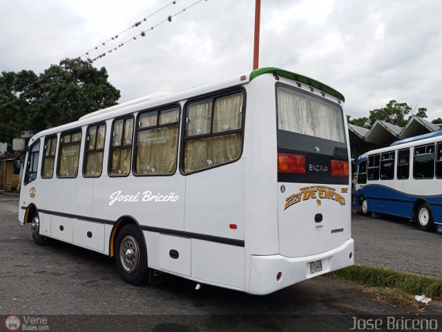 U.C. 23 de Enero 192 por Jos� Brice�o