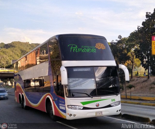 Expresos Primavera 045 por Alvin Rond�n