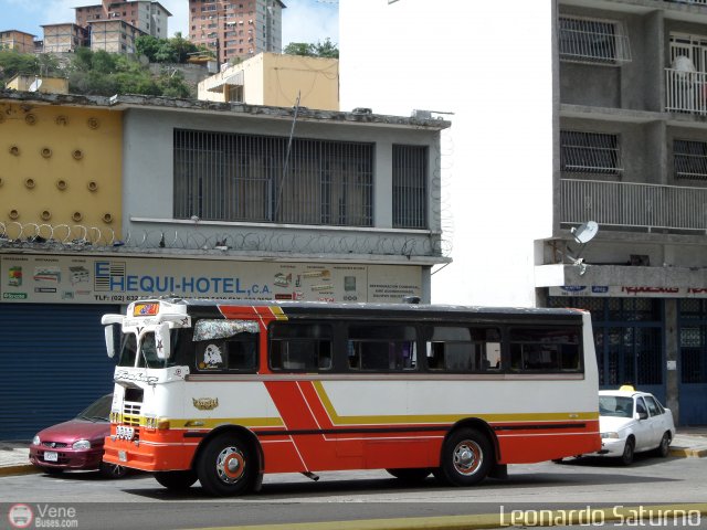 Uni�n Venezuela 76 por Leonardo Saturno