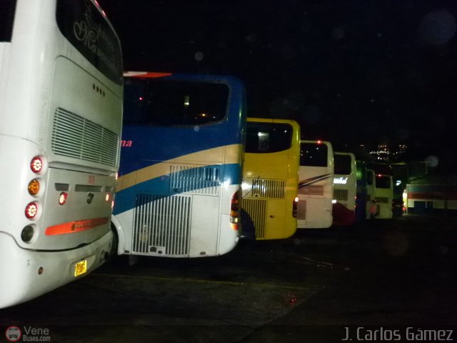 Garajes Paradas y Terminales Caracas por J. Carlos Gmez