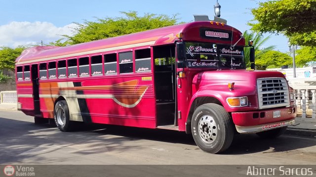 Colectivos Guasare C.A 12 por Abner Sarcos
