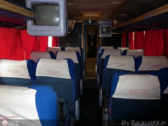 Expresos San Crist�bal 195 por Aly Baranauskas