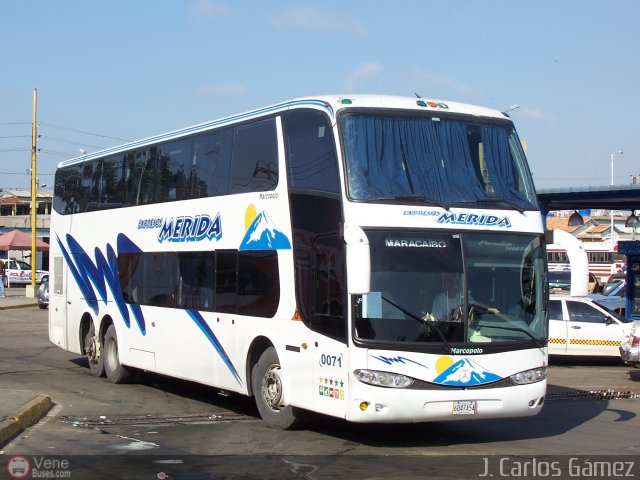 Expresos M�rida 0071 por J. Carlos G�mez