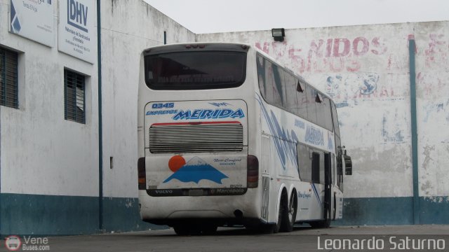 Expresos M�rida 0345 por Leonardo Saturno