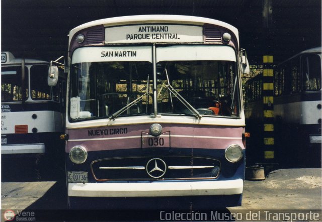 DC - Autobuses de Antimano 030 por Edgardo Gonzlez