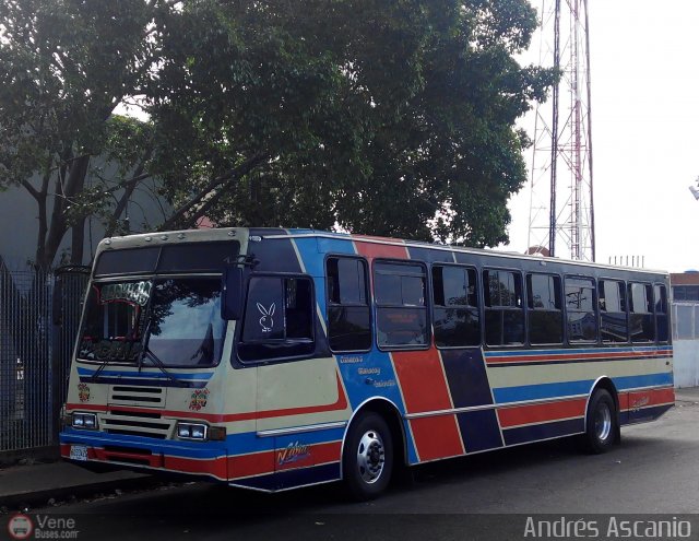 Transporte El Esfuerzo 14 por Andrs Ascanio