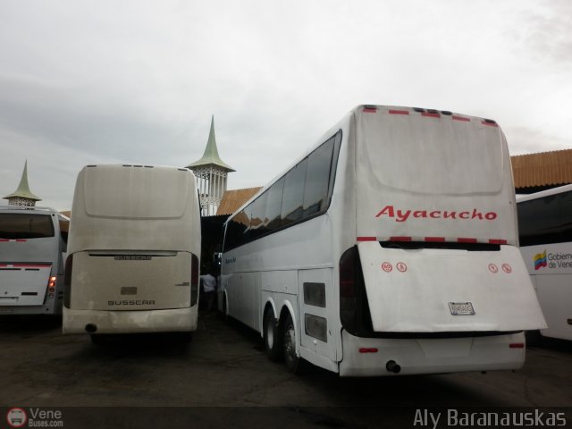 Garajes Paradas y Terminales San Diego por Aly Baranauskas