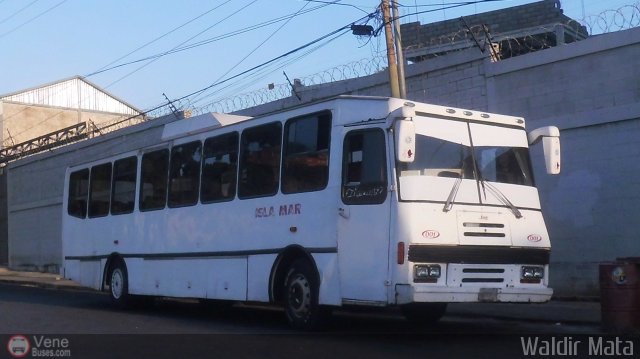 Expresos Isla Mar 0001 por Waldir Mata