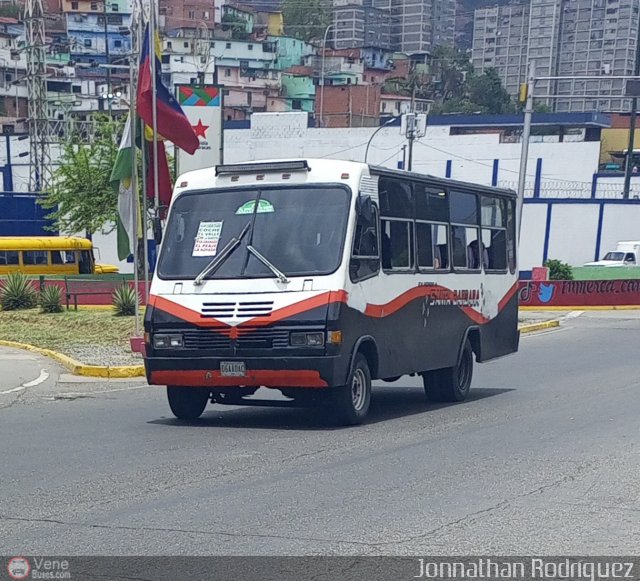 DC - S.C. Plaza Espaa - El Valle - Coche 060 por Jonnathan Rodrguez