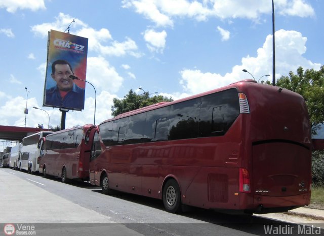 Garajes Paradas y Terminales Caracas por Waldir Mata