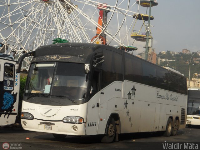 Expresos San Crist�bal 040 por Waldir Mata