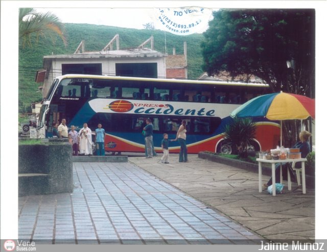 Expresos Occidente 366 por Pablo Acevedo