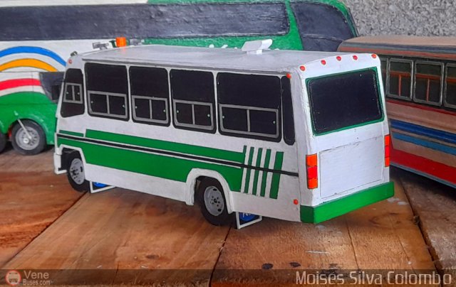 Maquetas y Miniaturas 01 Condor  por Mois�s Silva Colombo