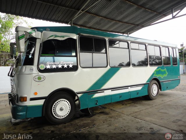 Turibus de Venezuela 04 R.L. 206 por Jos Arias