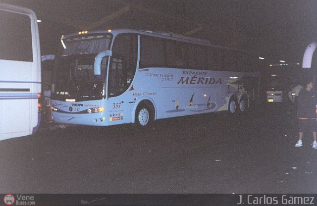 Expresos M�rida 0357 por J. Carlos G�mez