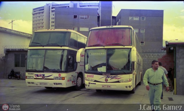 Garajes Paradas y Terminales Caracas por Pablo Acevedo