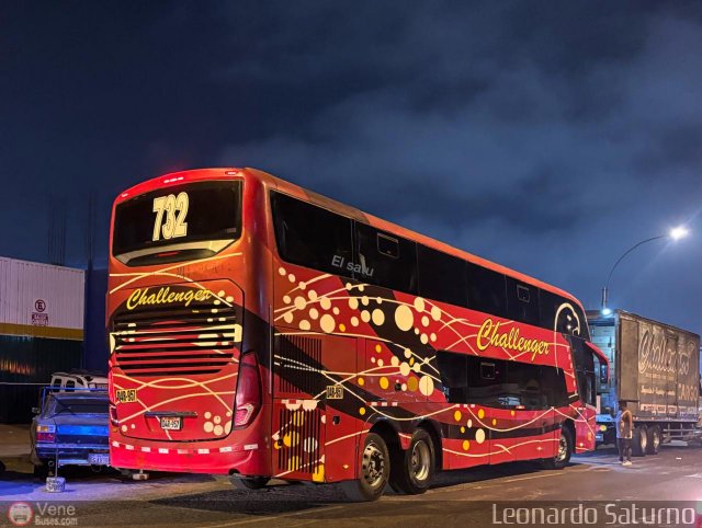 Corporacin Challenger 732 por Leonardo Saturno