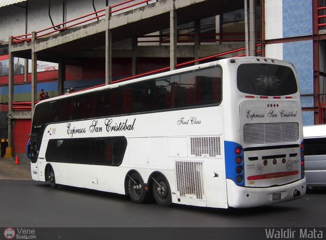 Expresos San Crist�bal 165 por Waldir Mata