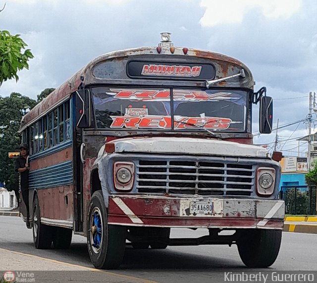 Transporte Palo Negro La Morita 2 018 por Kimberly Guerrero