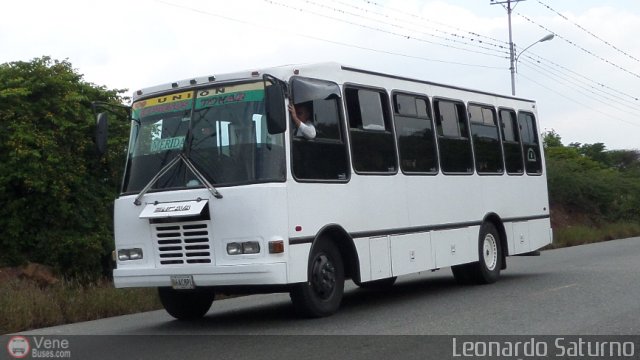 Uni�n Expresos Tovar 09 por Leonardo Saturno