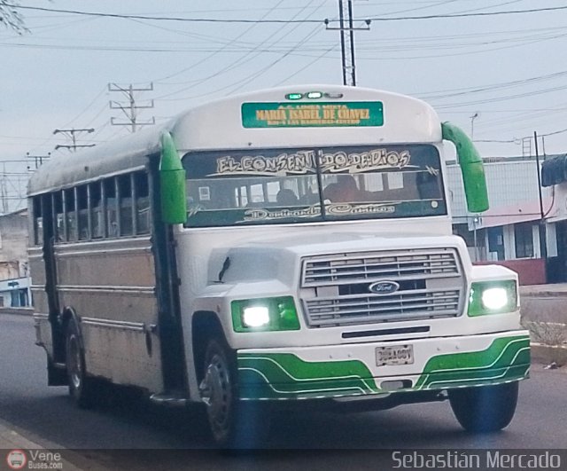 ZU - A.C. L�nea Mixta Mar�a Isabel de Ch�vez 12 por Sebasti�n Mercado